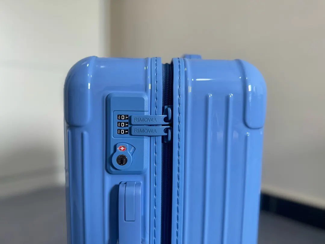 黑色 白色 Essential系列 墨綠 尺寸 行李箱 旅行拉杆款 輕便出行款