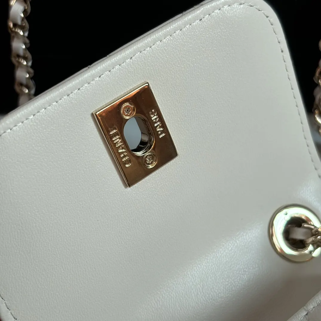 Chanel Lambskin Chain Bag Shoulder and Crossbody Wear Image 8 Chanel Lambskin Chain Bag Shoulder and Crossbody Wear Image 8