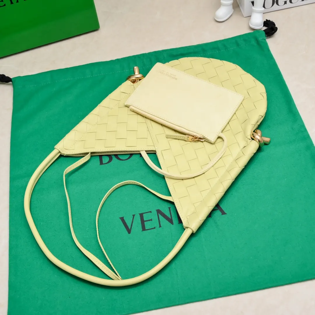Black Green Shoulder Bag