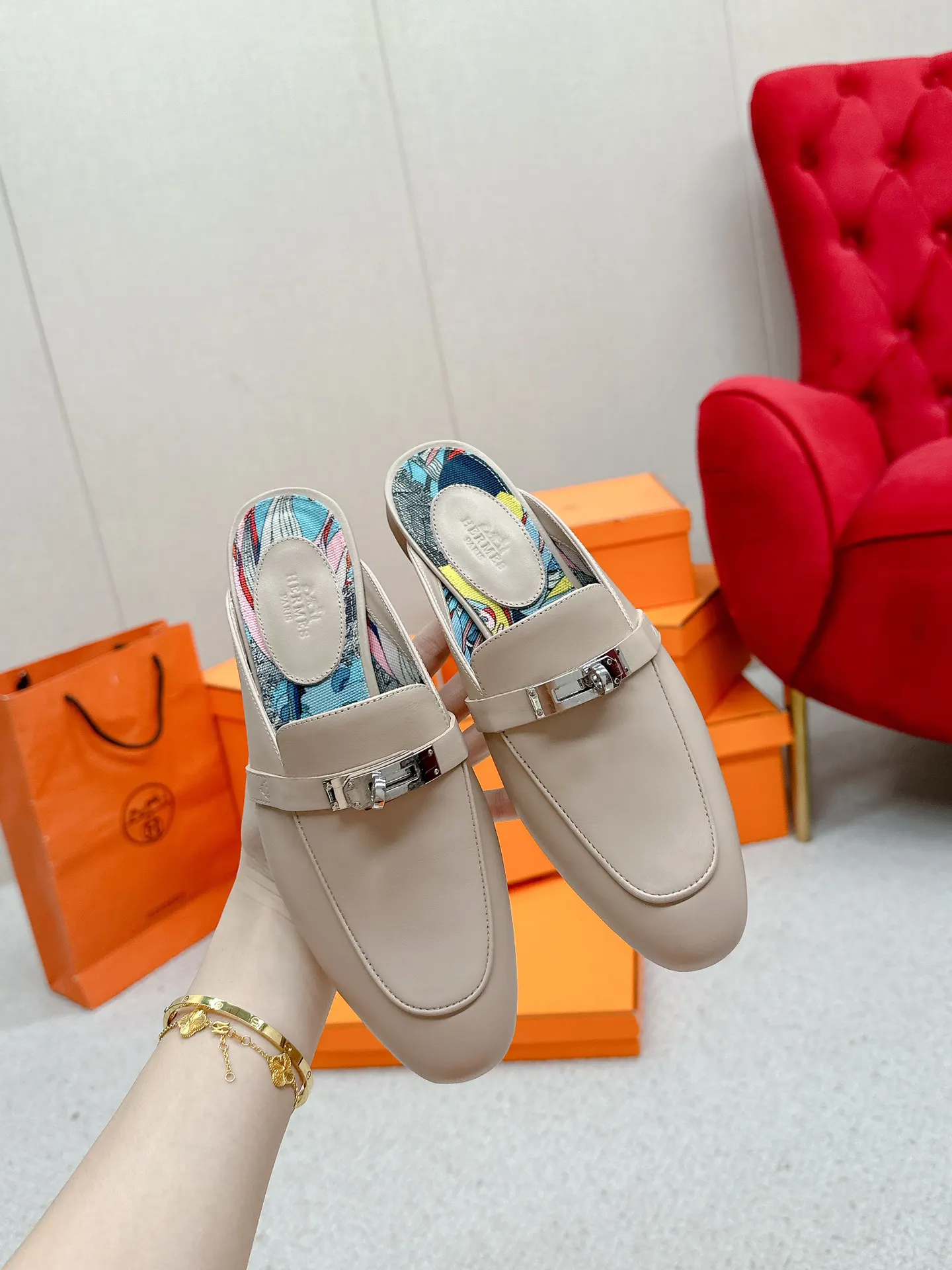 Hermès Leather Slides
