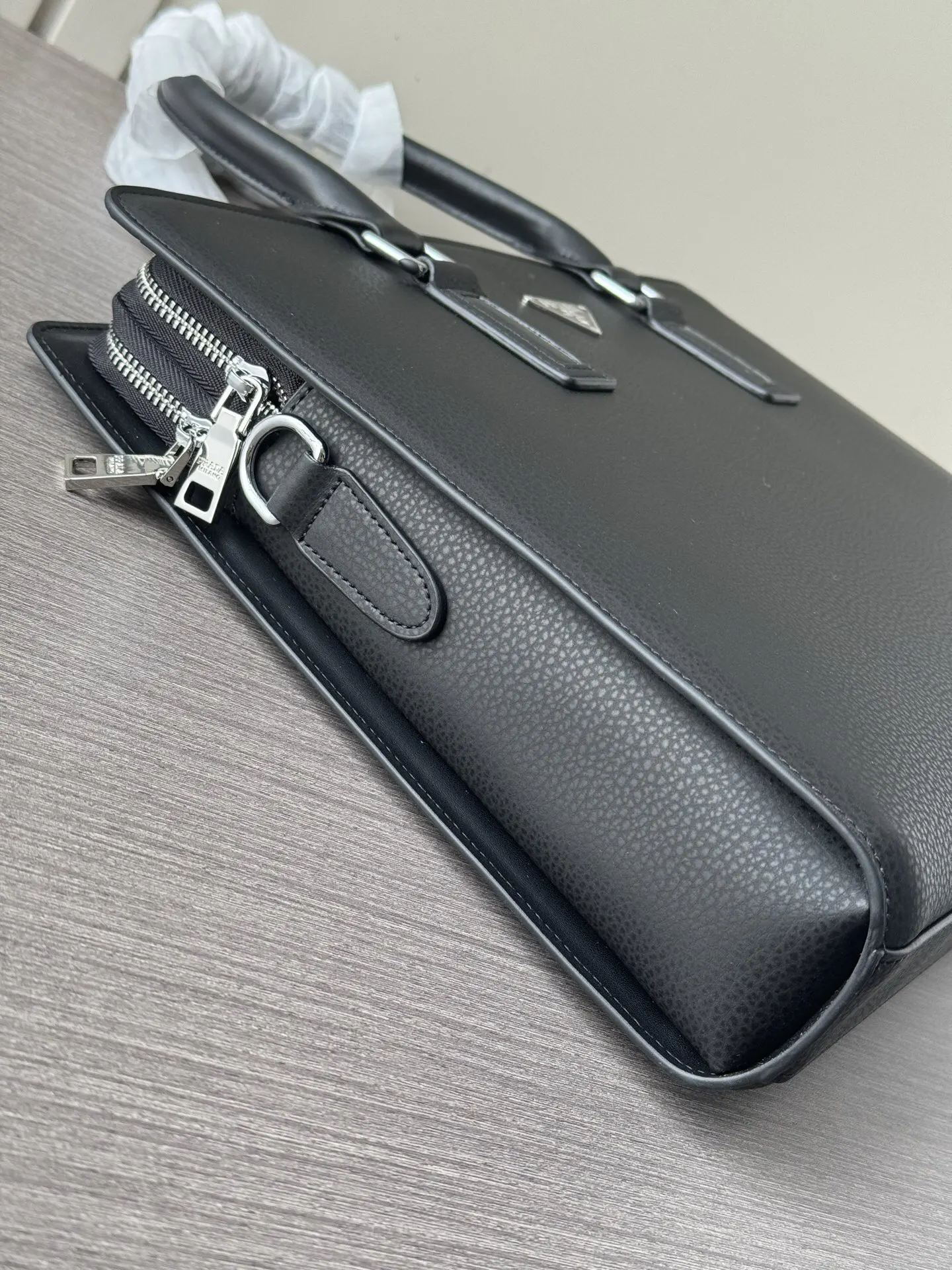 Prada 黑色 藍色 小牛皮 公文包 商務通勤款