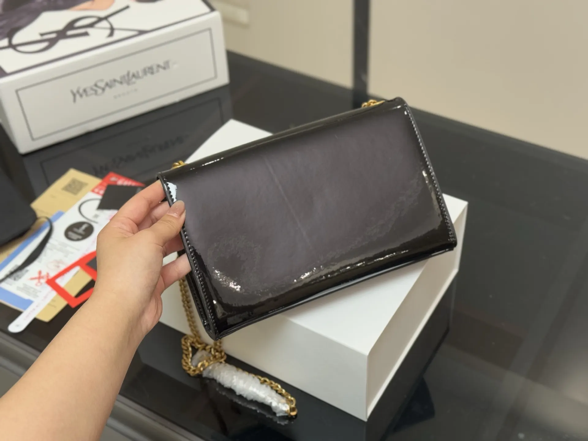 YSL 牛皮 woc信封包 牛 腋下包 复古腋下背款