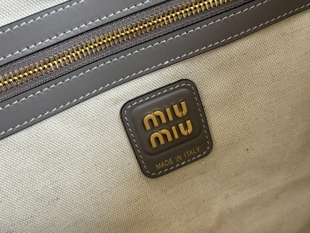 Miu 金色 牛皮 托特包 大容量托特款