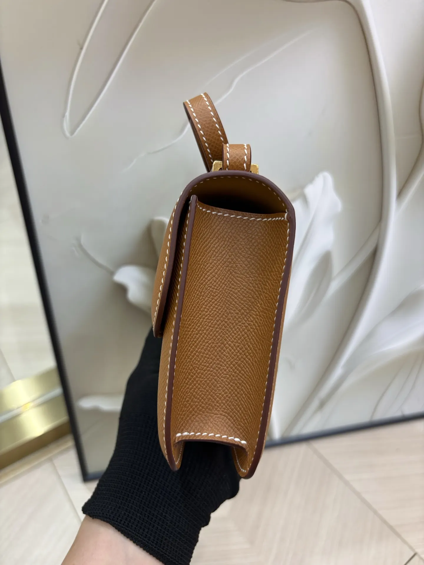 康康 24elan 镜子版 金银扣 ✨ Epsom皮的利落肌理,可斜挎可 单肩包 精选款