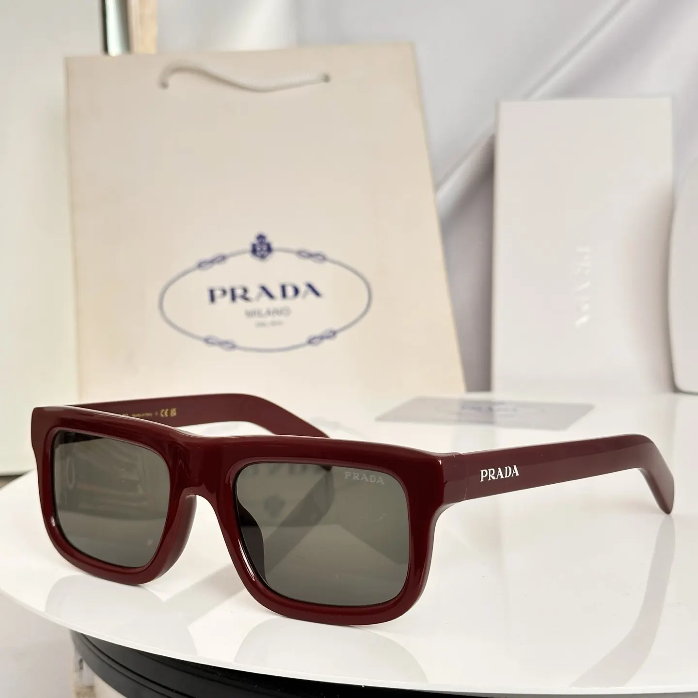 Prada SPRD11S 太阳眼镜 时尚遮阳 太阳镜