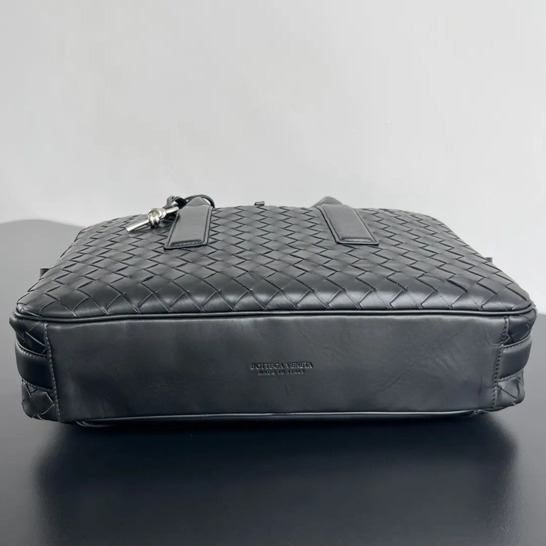 Bottega Veneta 牛皮 收纳包 旅行收纳款