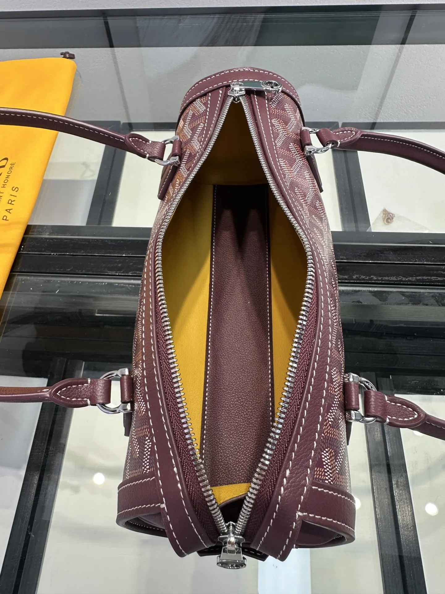 Goyard 酒红 手提随性 腋下时髦 轻松适 通勤约会各种场合 腋下包 复古腋下背款