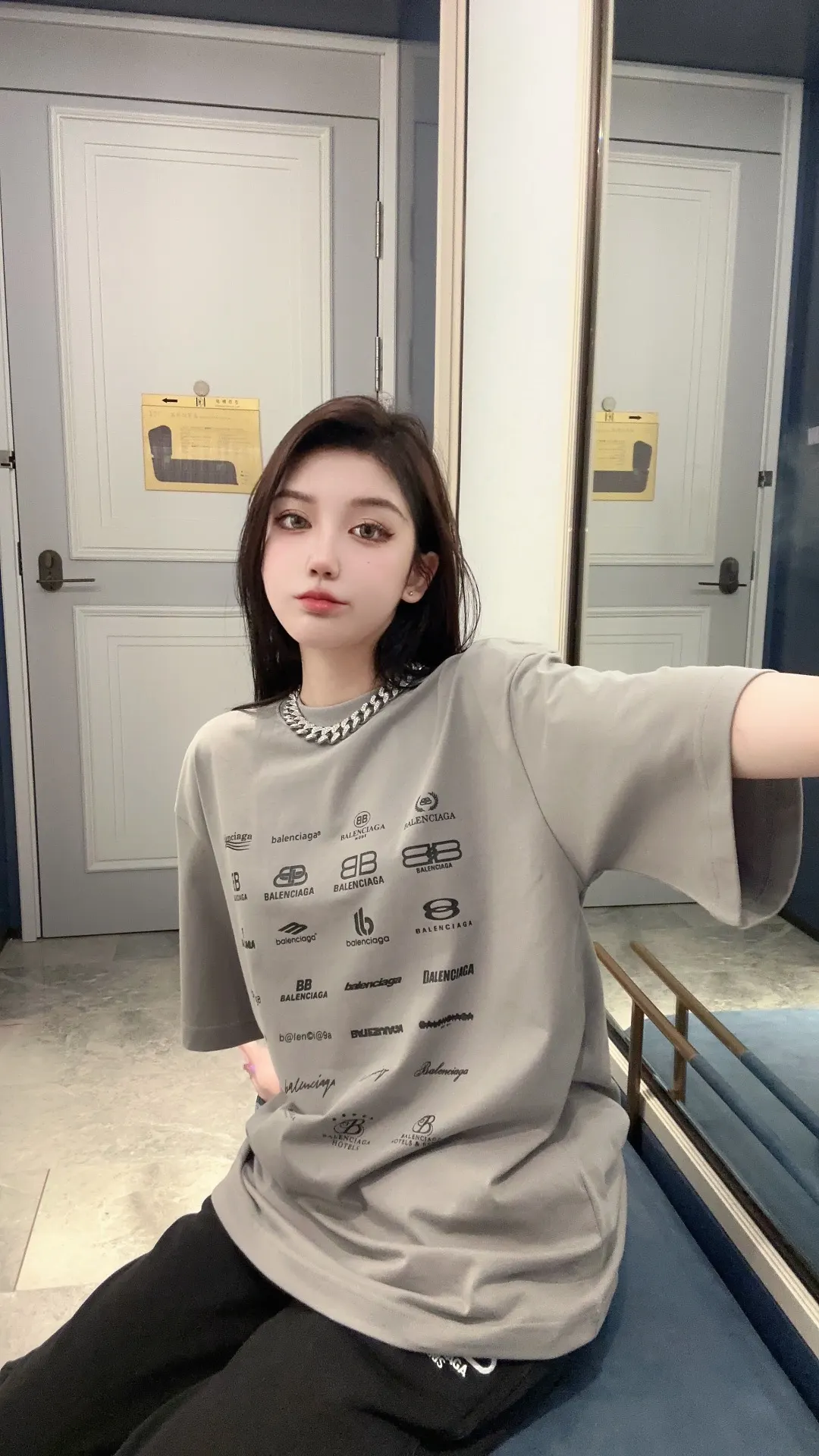 Balenciaga Gray Cotton Logo Short Sleeve T-Shirt Loose