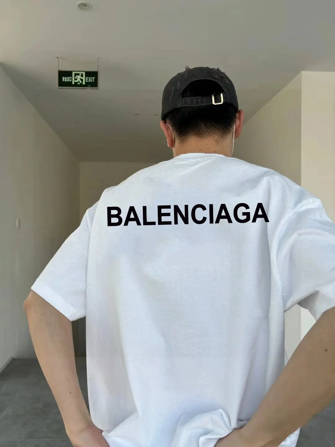 Balenciaga 黑色 纯棉 Logo 短袖T恤 宽松休闲
