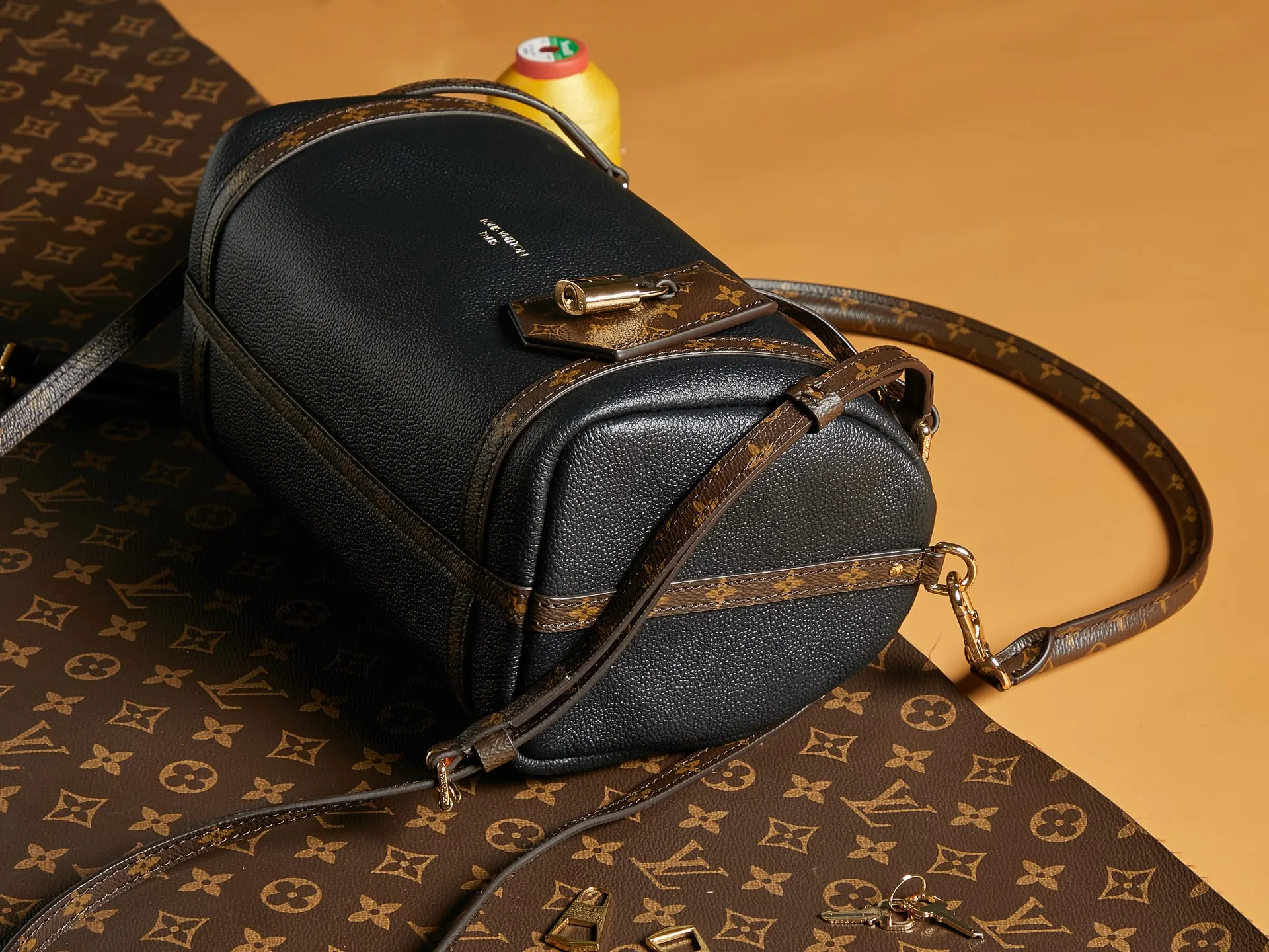 LV Keepall 牛皮 旅行包 大容量旅行款