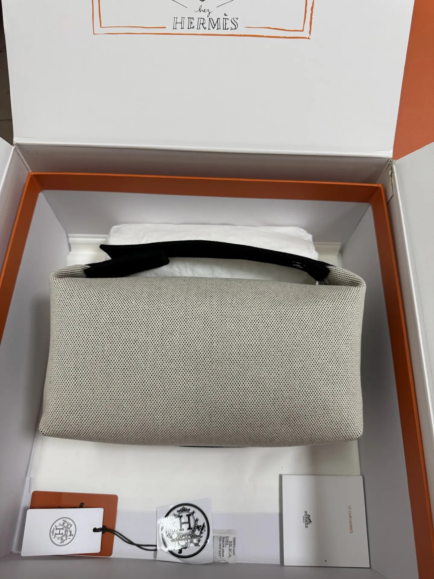 帆布 Trousse Bride Brace 官方名字 化妝包 便携收納款