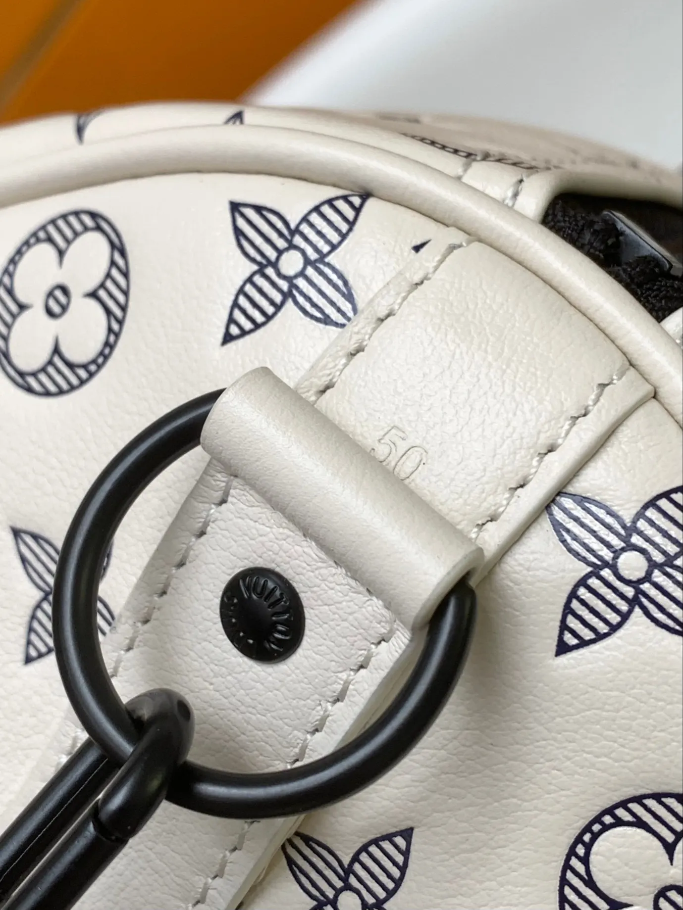 LV Keepall White And Blue Color Scheme Travel Bag Large Capacity Travel Model | ORBUYBAG High-End Fashion Boutique