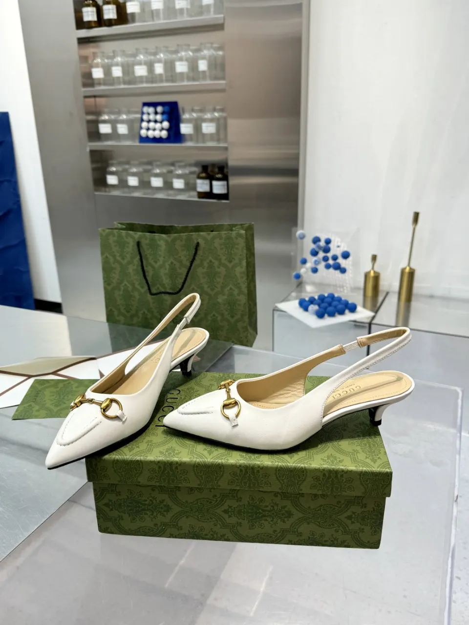 Gucci Slingback 尖头高跟鞋 通勤