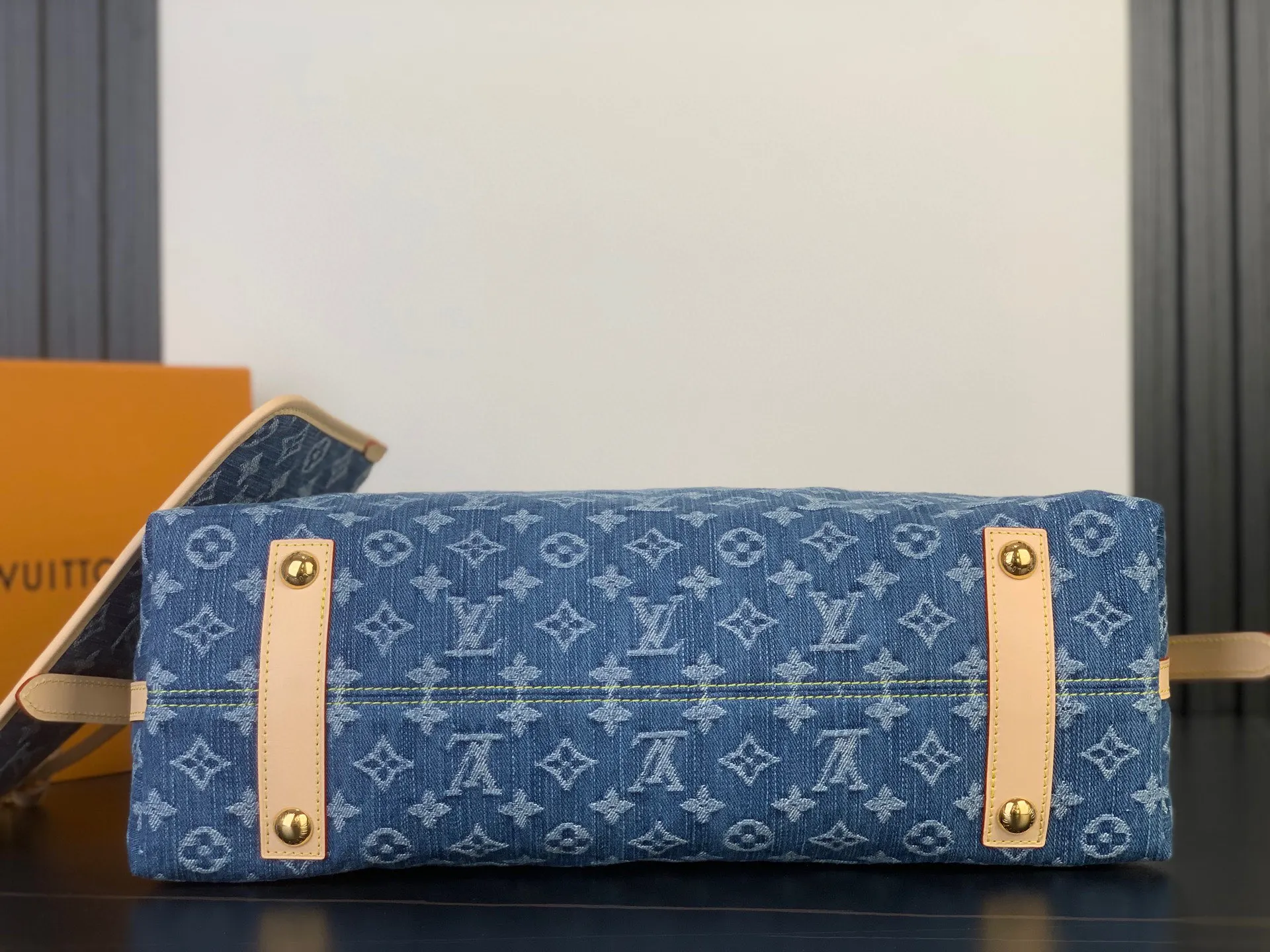 LV CarryAll 帆布 手拿包 精致手拿款
