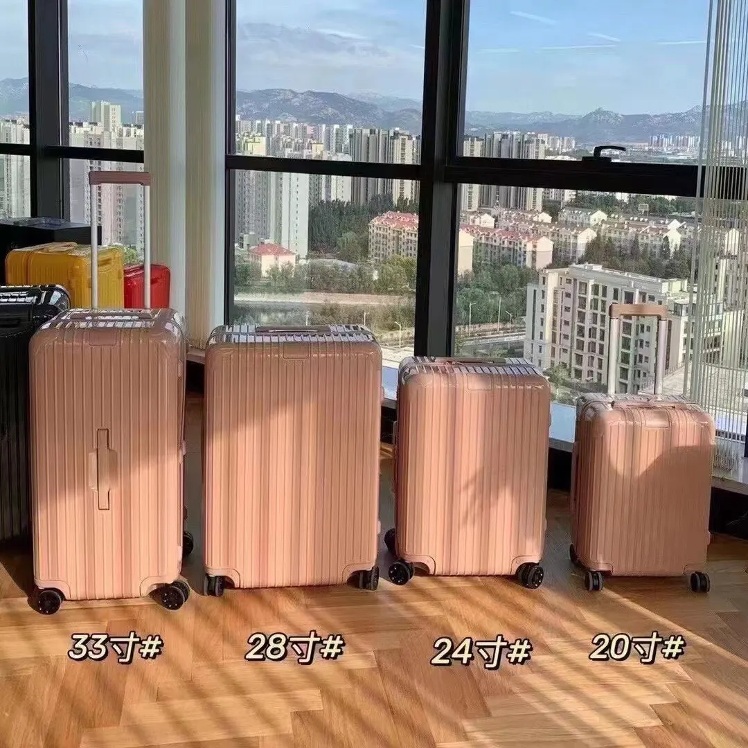 Rimowa Black White Suitcase Travel Lightweight Image 8 Rimowa Black White Suitcase Travel Lightweight Image 8