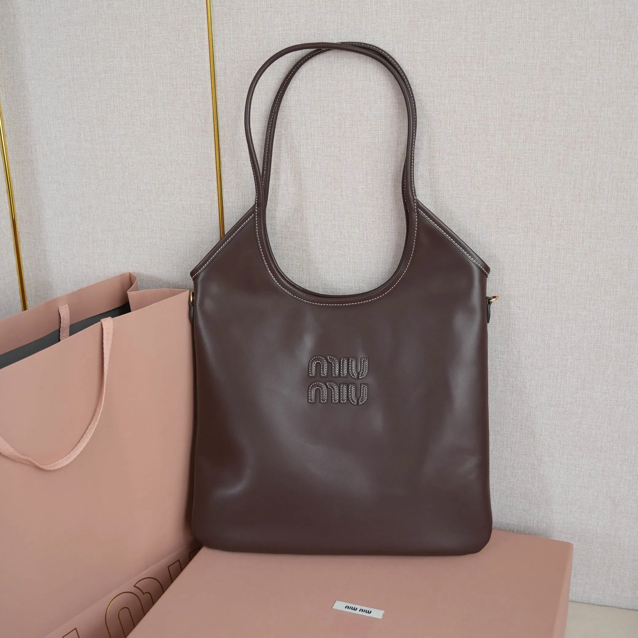 Miu 小牛皮 托特包 大容量托特款