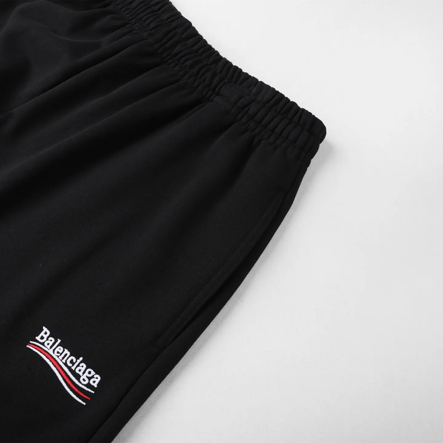 Balenciaga 短裤 街头休闲款