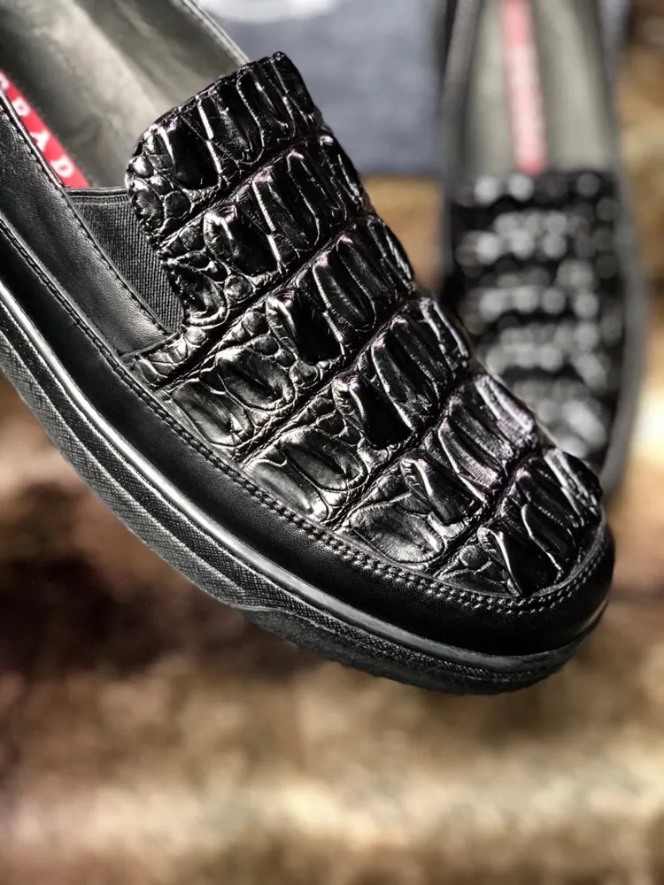 Prada 鳄鱼皮 休闲鞋 舒適