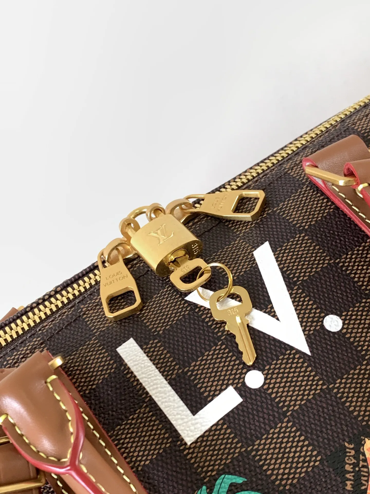 Fashion Item Travel