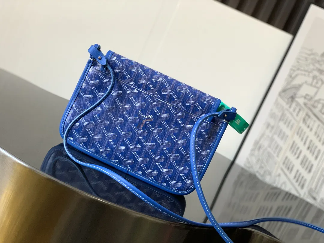 Goyard 浅藍 PLUMET 手拿包 精致手拿款