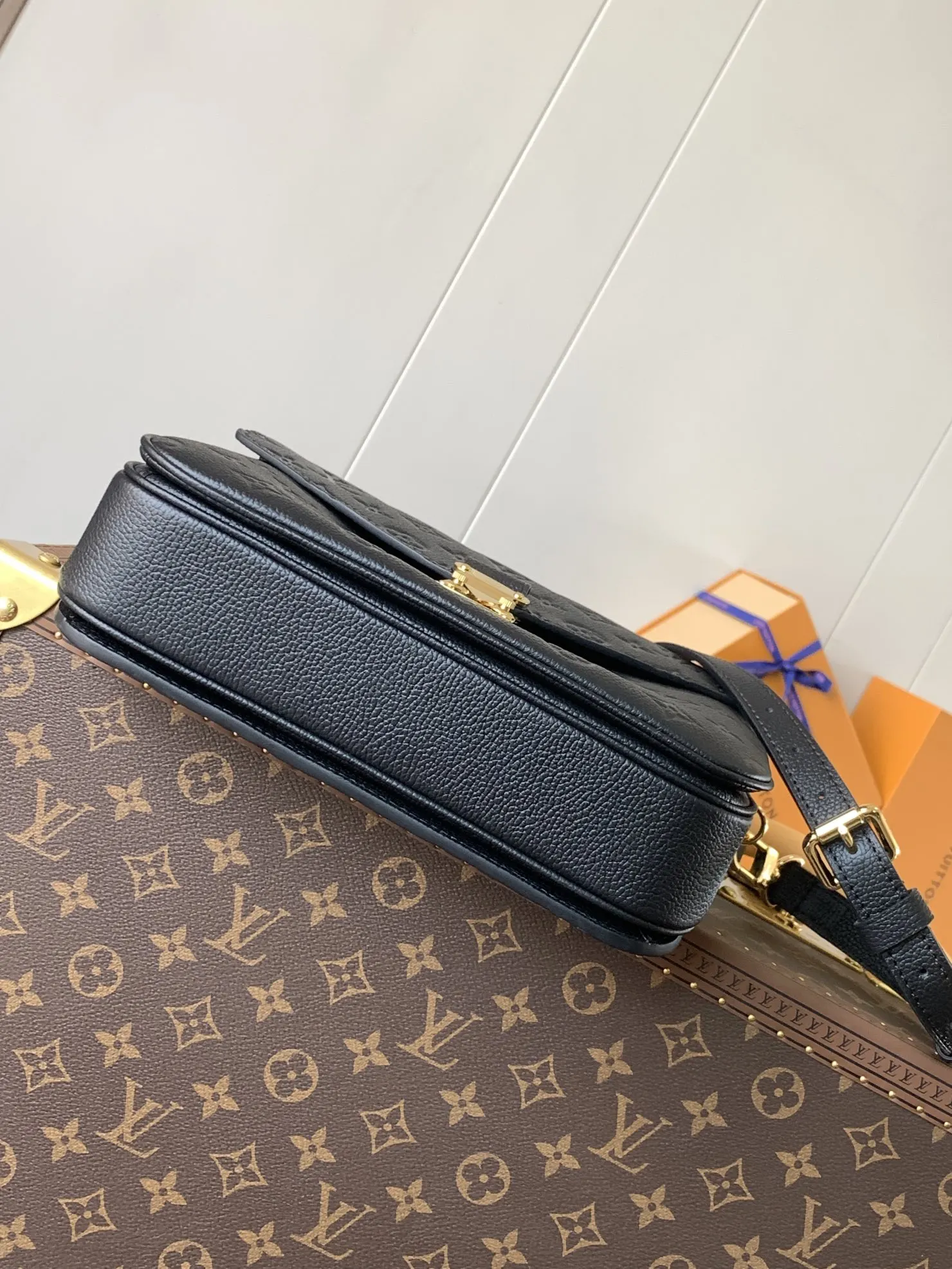 Louis Vuitton Métis 黑杏配色 雙肩包 復古