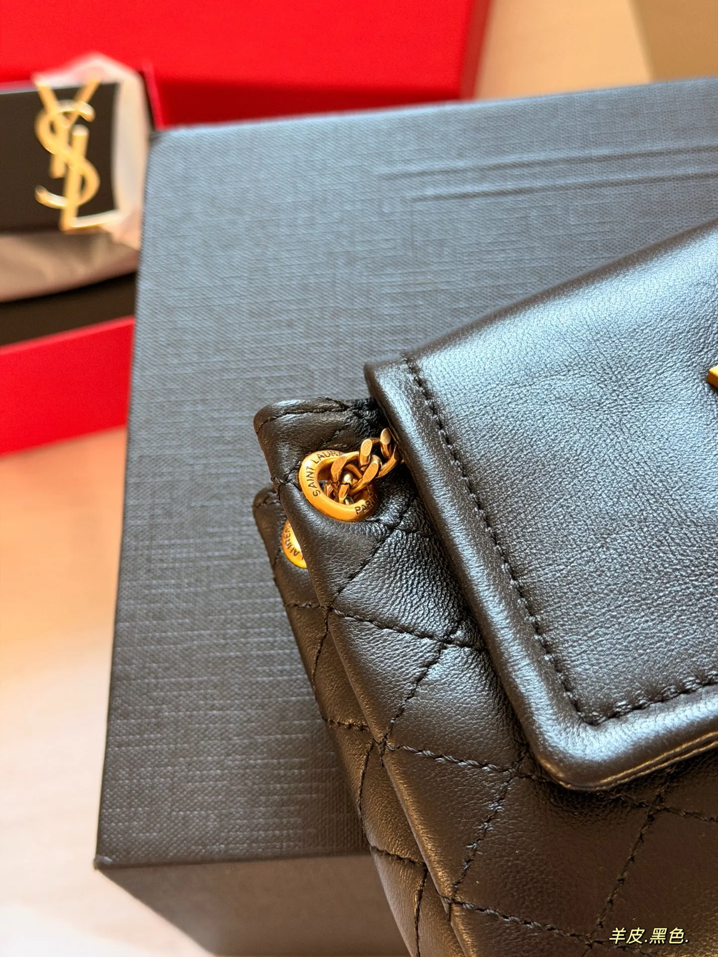 YSL 羊皮 盒 羊皮 mini 斜背包 輕便斜挎款