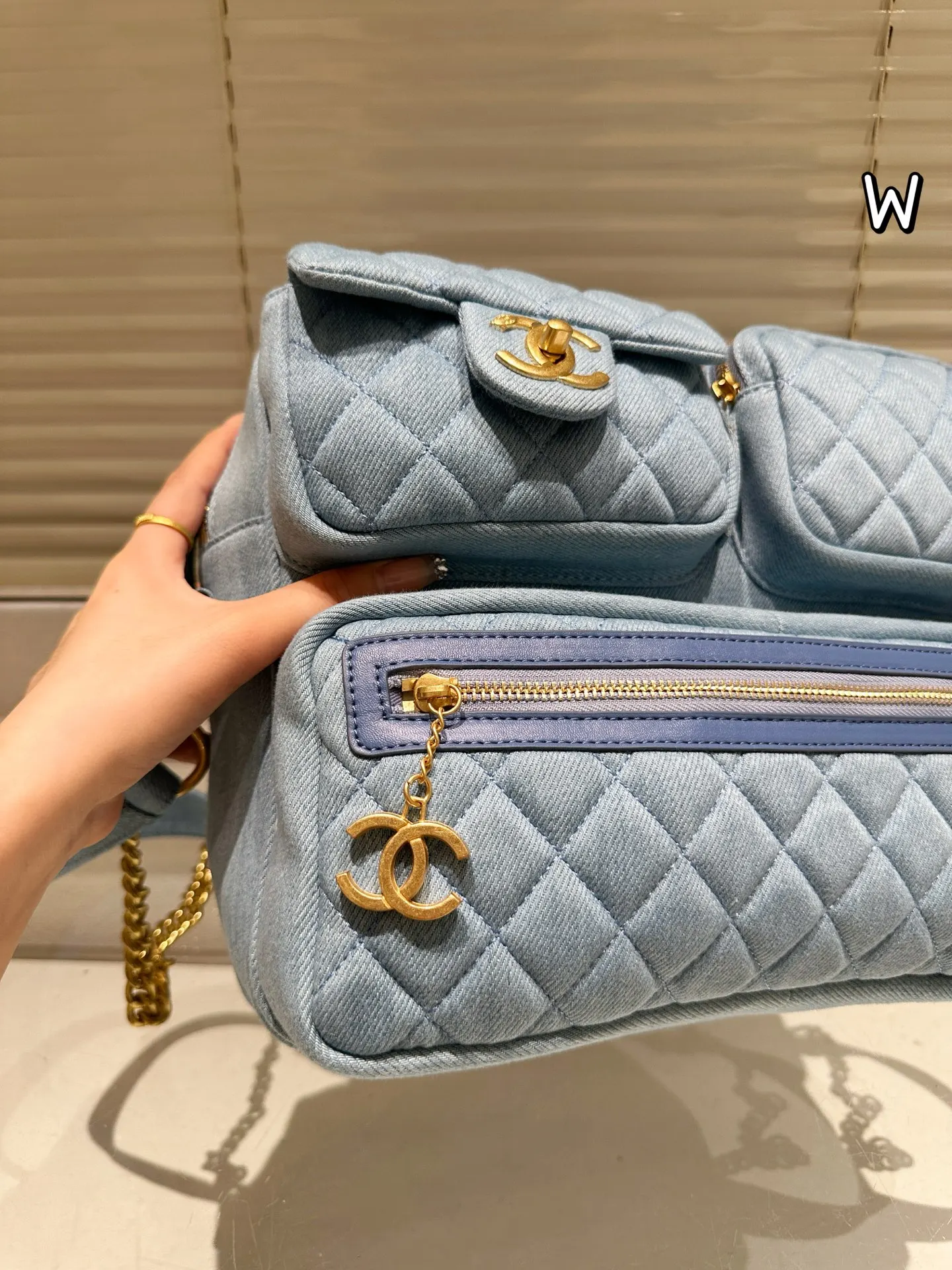 CHANEL 牛仔 单宁牛仔藍 无盒 单宁牛仔藍 无盒 斜背包 輕便斜挎款(數字9) CHANEL 牛仔 单宁牛仔藍 无盒 单宁牛仔藍 无盒 斜背包 輕便斜挎款(數字9)