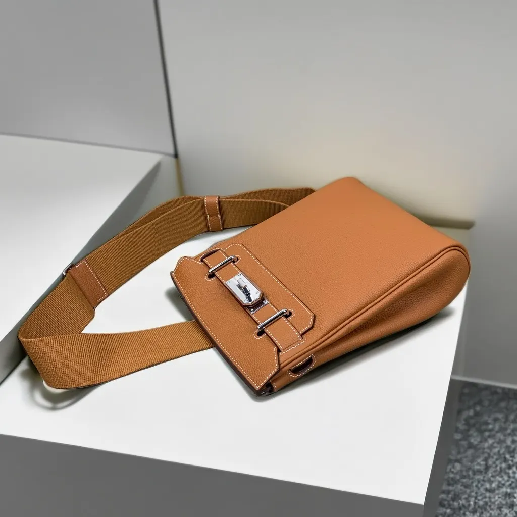 Hermès 皮革 腰包