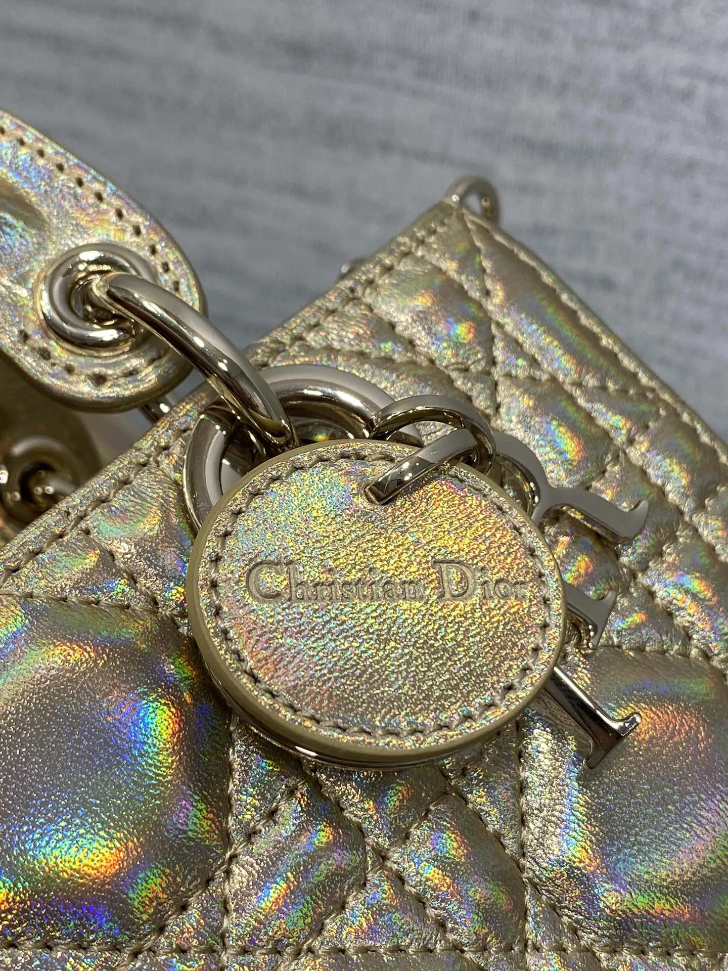 Dior 羊皮 进口 羊皮横款迷你戴妃包 镭射金D Joy bag 鏈條包 精致鏈條款
