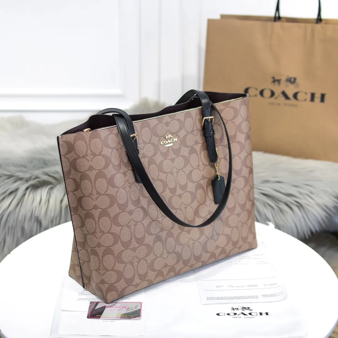 Coach 托特包 大容量托特款