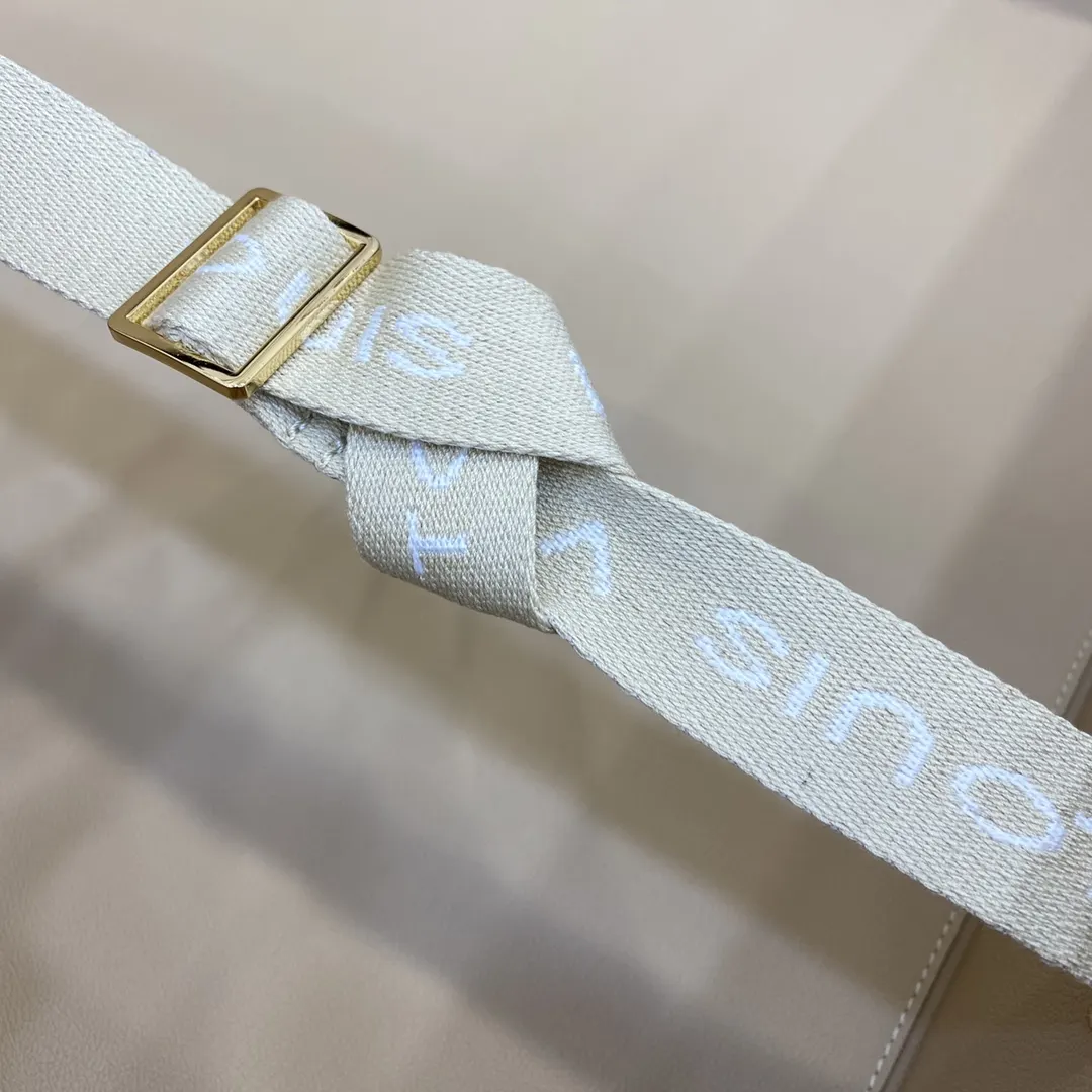 LV 金色 帆布 硬箱 纯铜五金 ALZER 硬箱 著名的Alz 行李箱 旅行拉杆款 轻便出行款