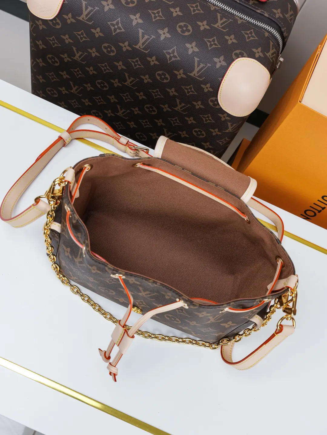 LV Classic Monogram Travel Bag Image 8 LV Classic Monogram Travel Bag Image 8