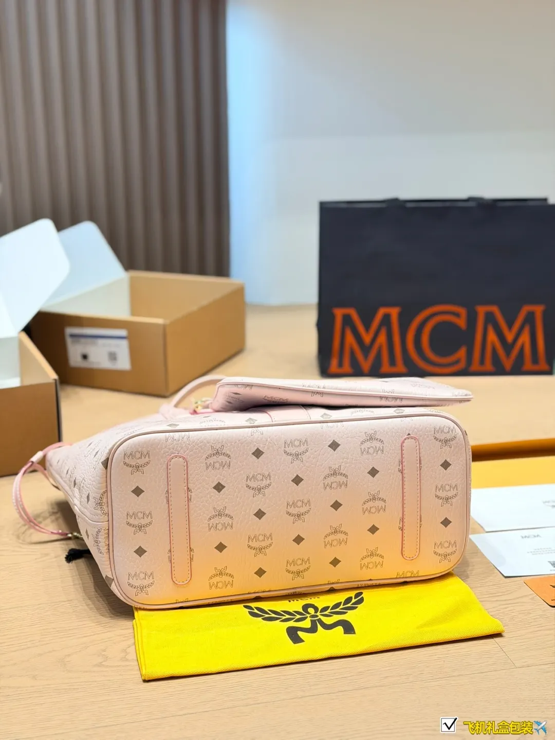 金色 MCM經典子母托特包 干邑色Vise 大容量托特款