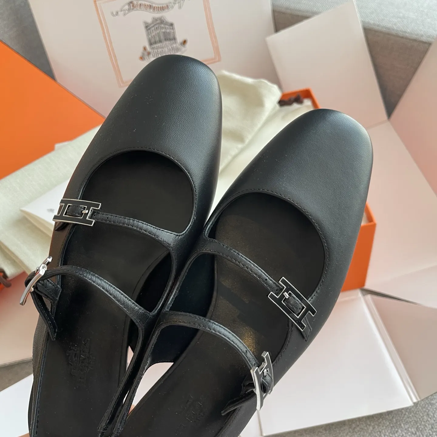 Hermès 羊皮 平底鞋(數字7) Hermès 羊皮 平底鞋(數字7)