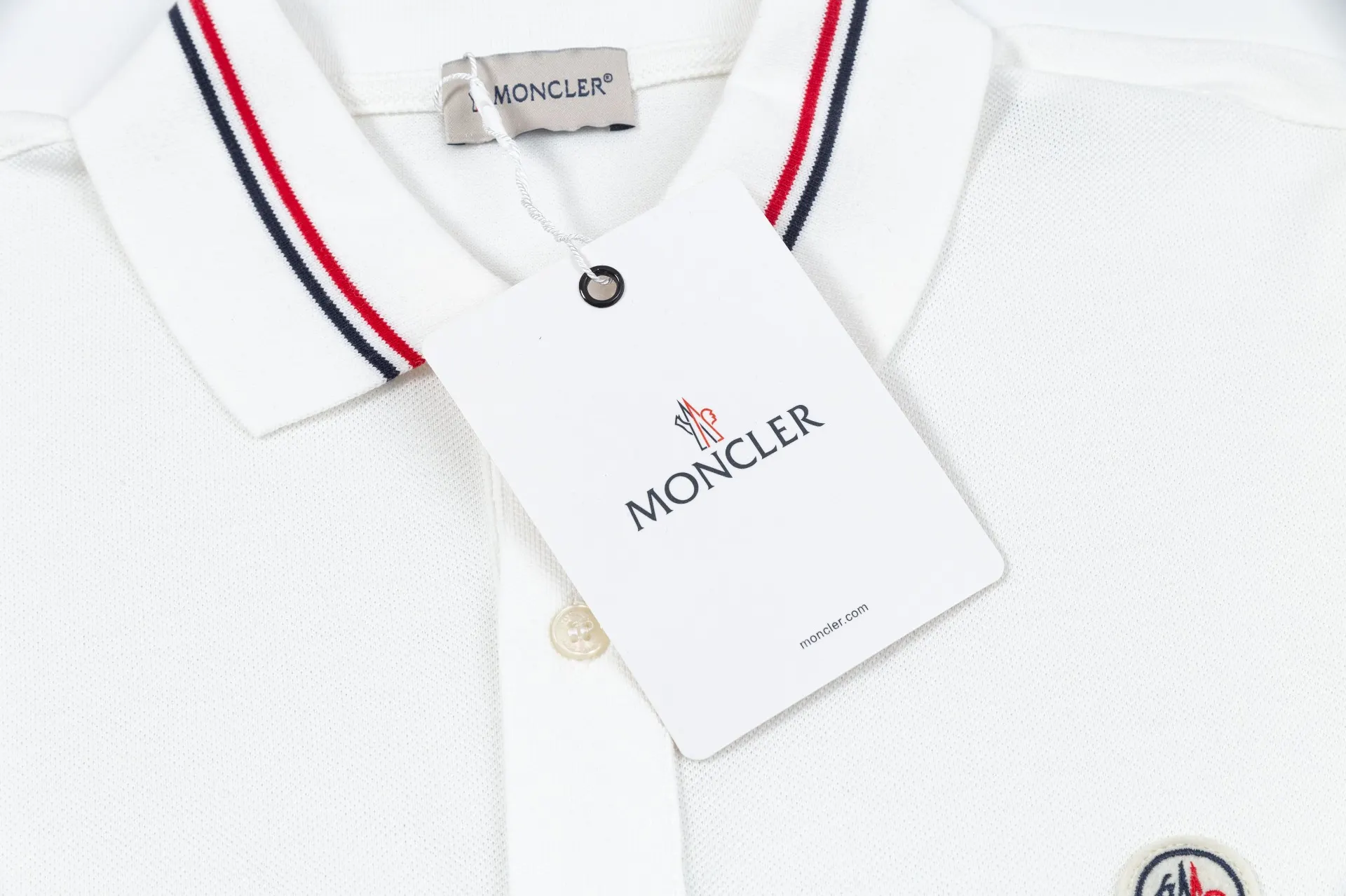 Moncler 刺绣 纯棉 短袖T恤 日常百搭款