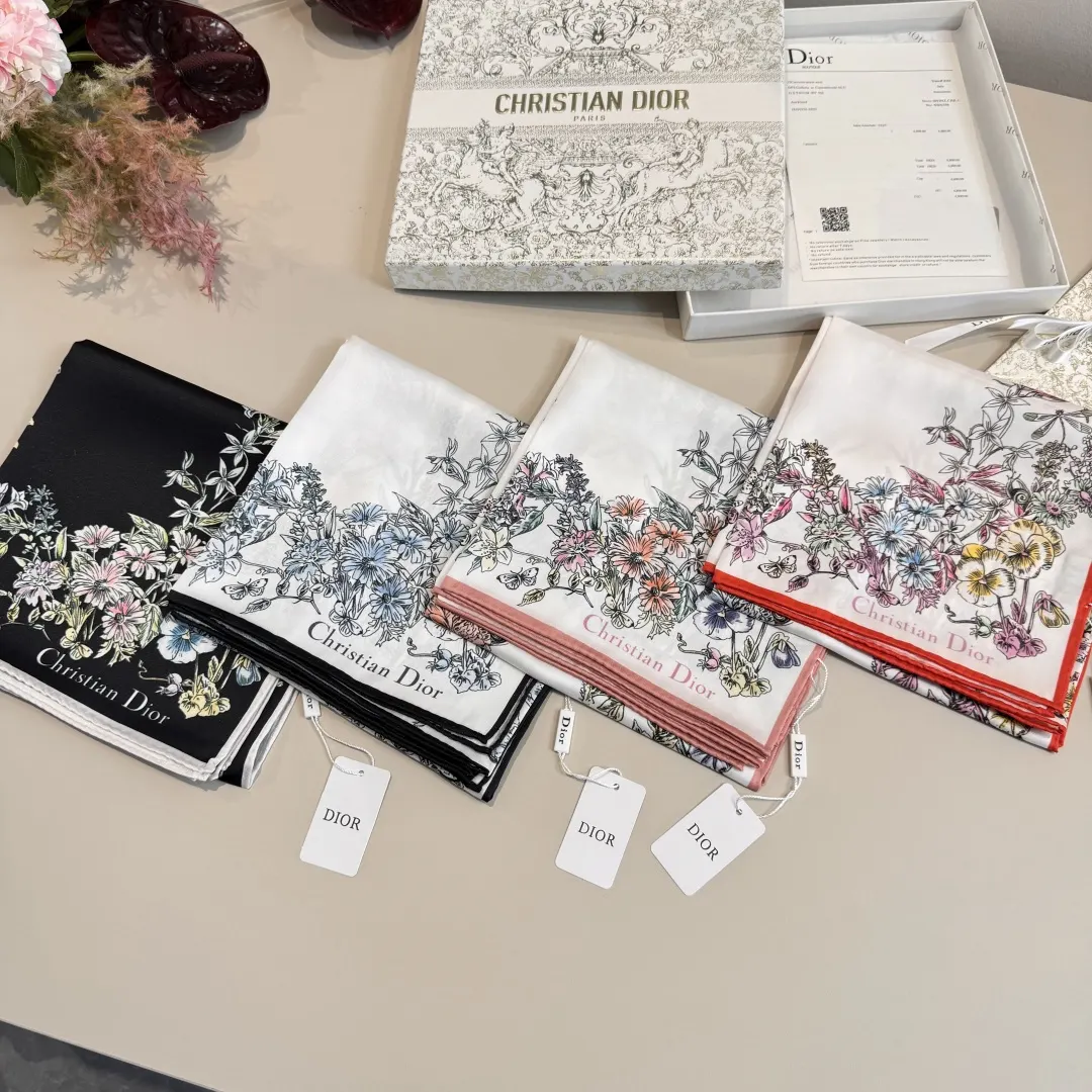 Dior Lady Dior 黑色羊皮手提斜挎包 金扣款