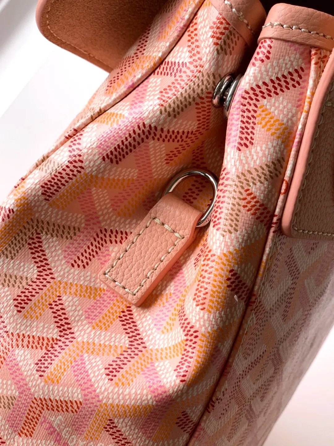 Goyard 帆布 樱花粉 双肩包 实用双肩款