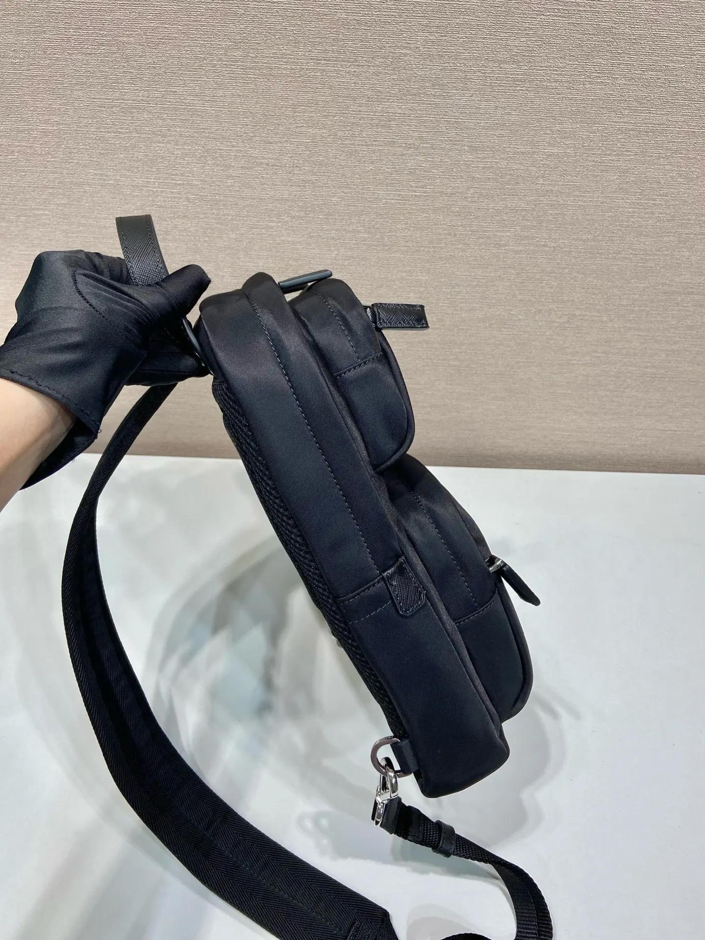尼龍 又是一款永久不过时 长 高 底 雙肩包 实用雙肩款