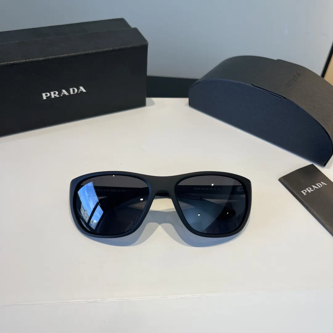 Prada 太阳眼镜 时尚遮阳 太阳镜