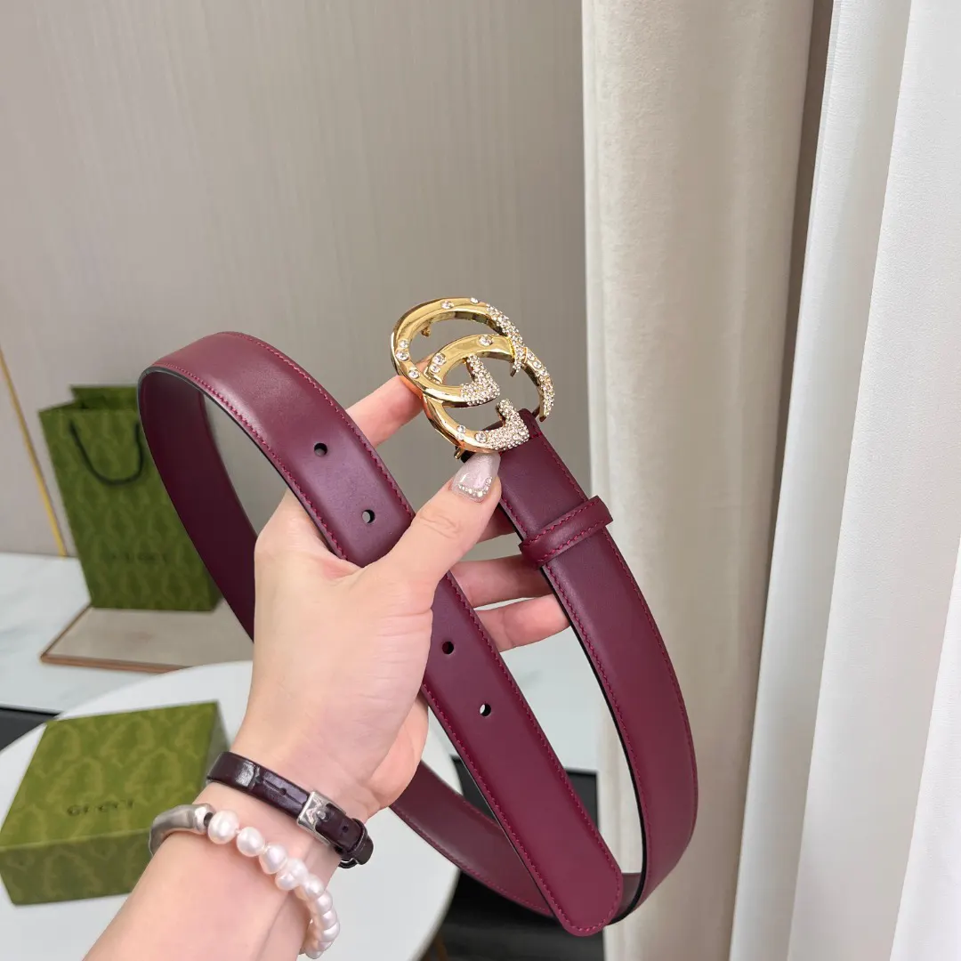 Gucci Double G 双G扣牛皮双面腰带