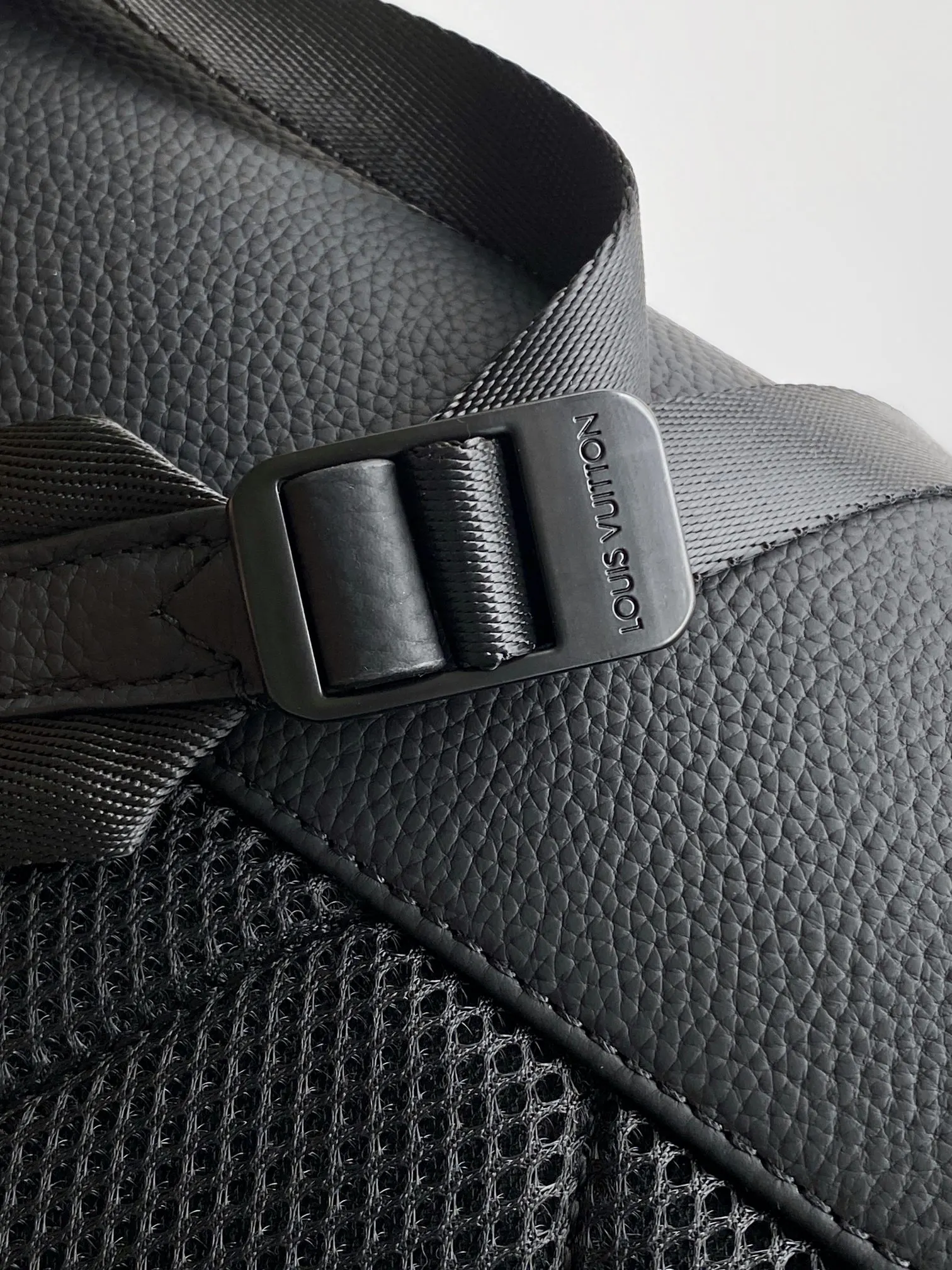 LV Discovery blue, backpack Image 7 LV Discovery blue, backpack Image 7