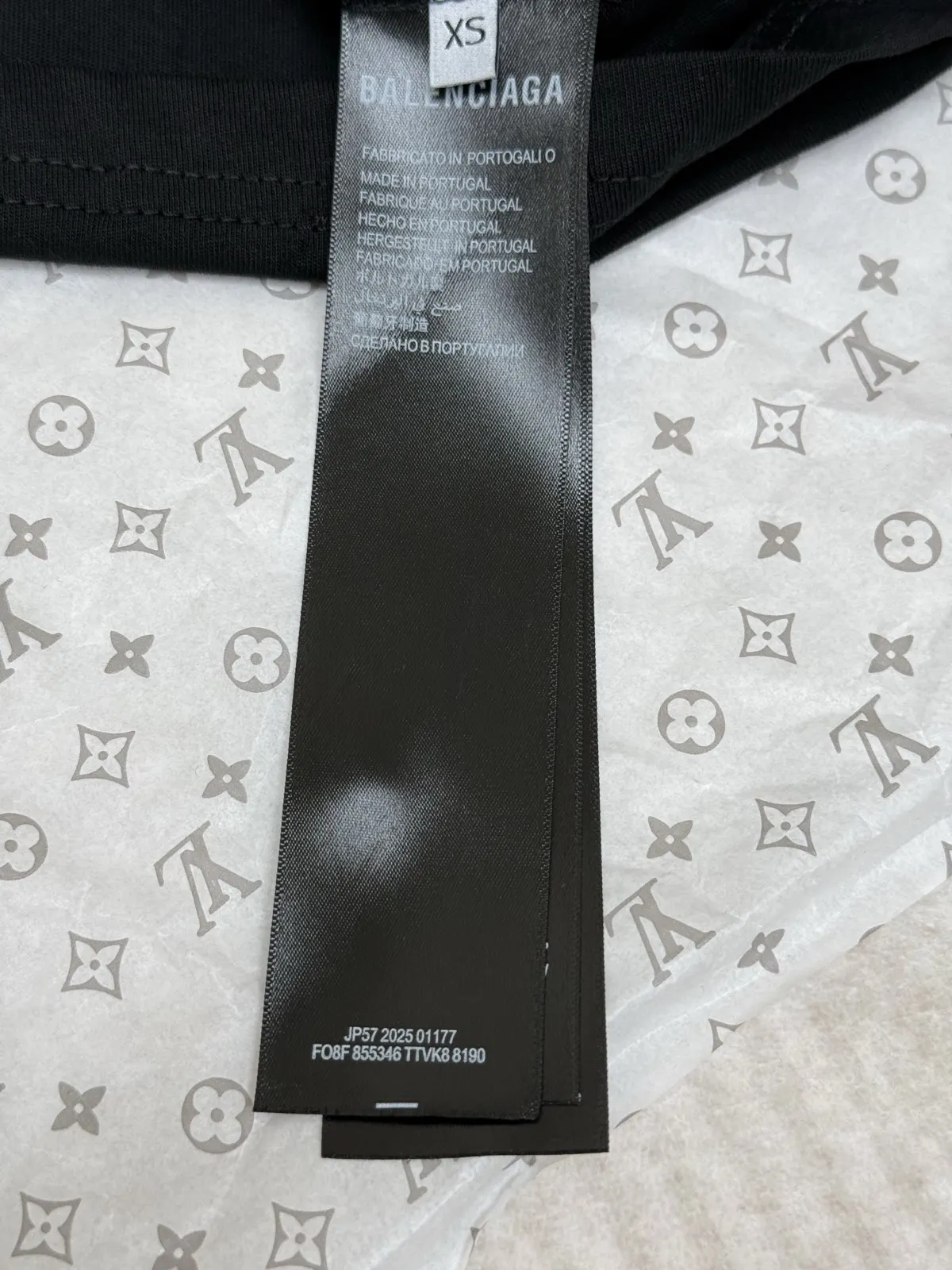 Balenciaga 圖案T恤 黑色(數字5) Balenciaga 圖案T恤 黑色(數字5)