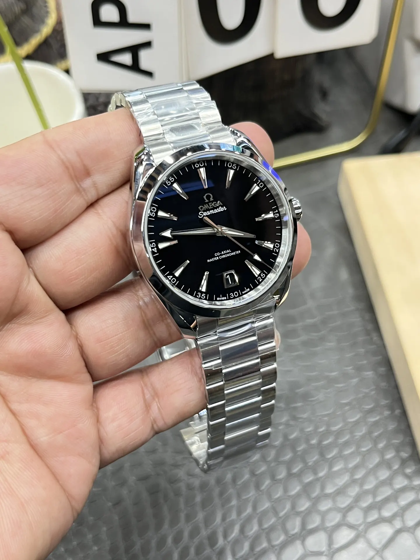 Omega 专供大厂出品 VS欧米茄海马 系列 全黑 字位 手表 经典腕表款