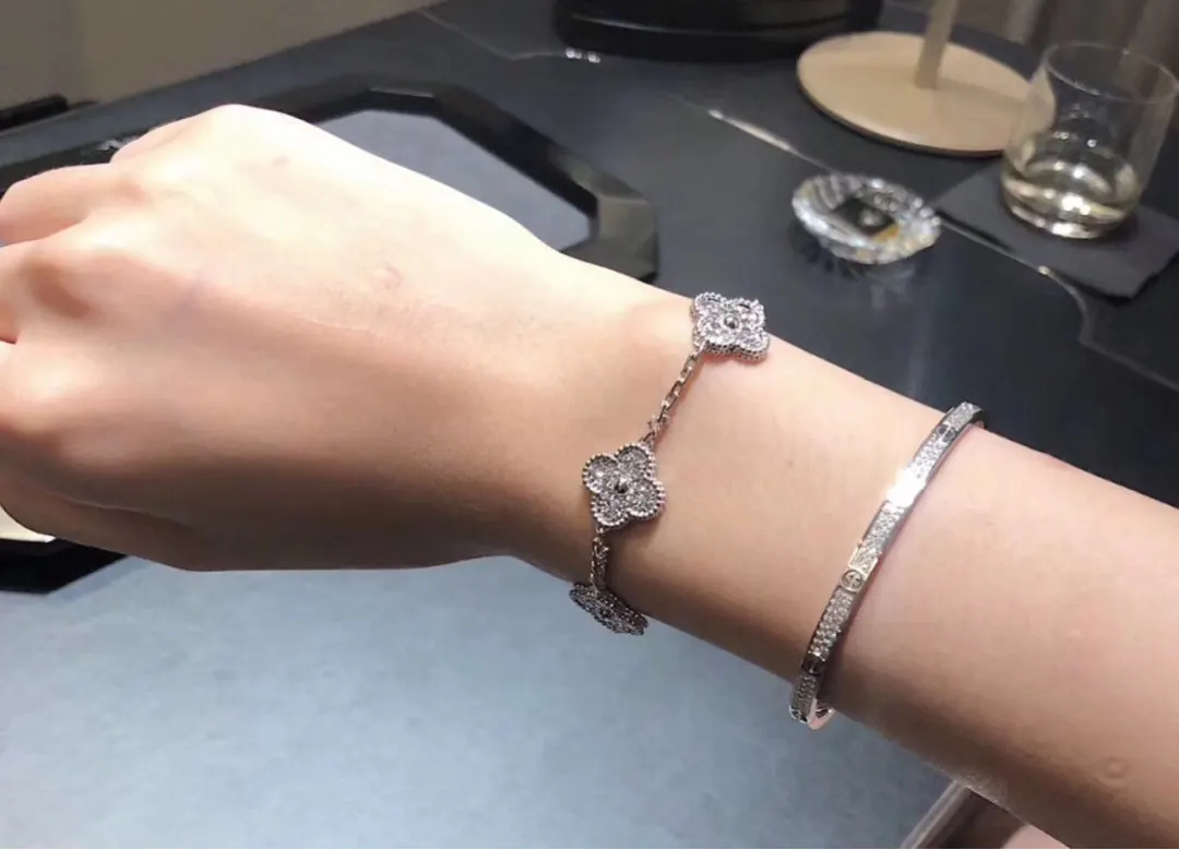 Fashion Item