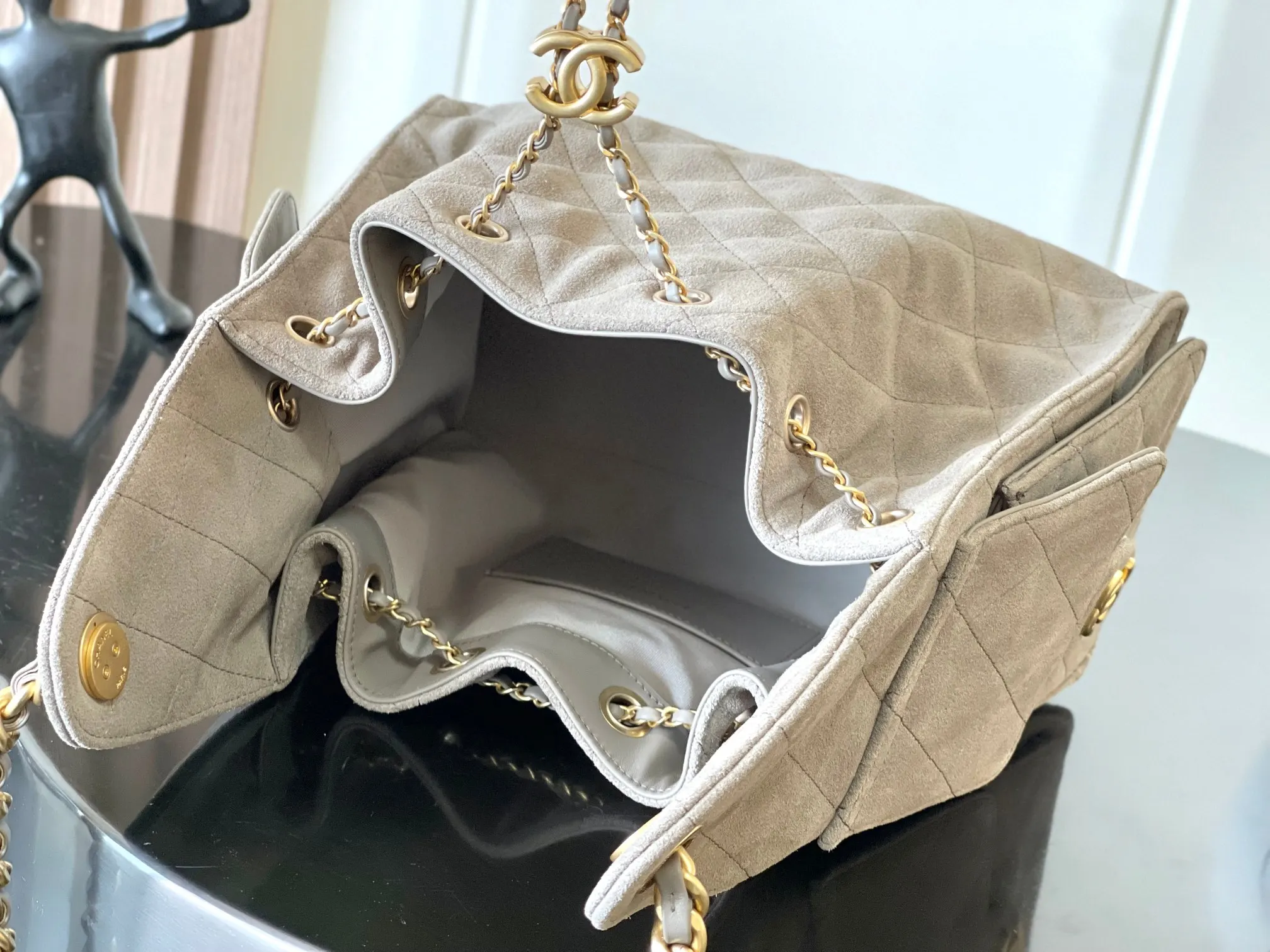 CHANEL 米色牛皮Hobo腋下包 单肩款