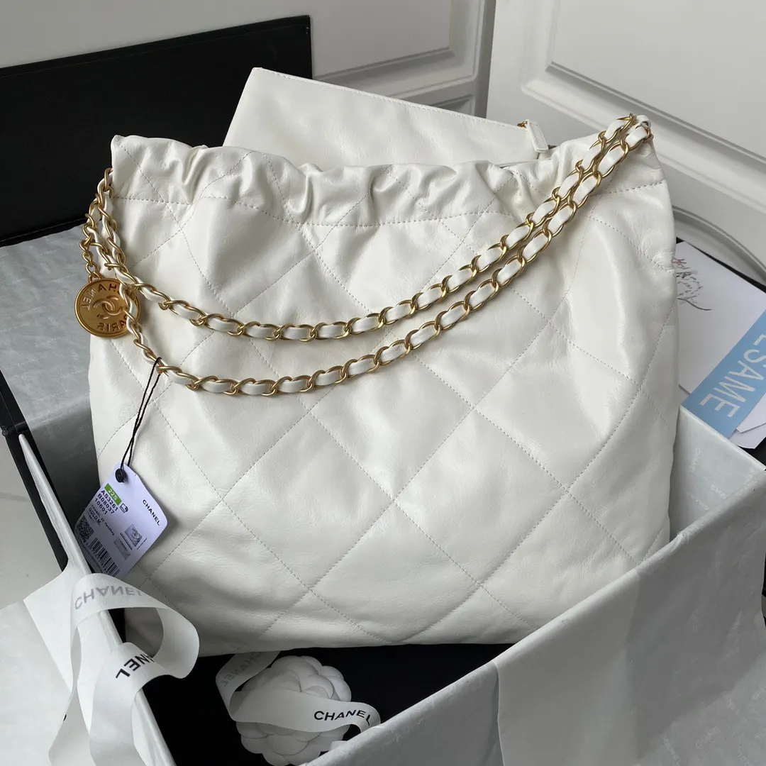 Fashion Item Travel