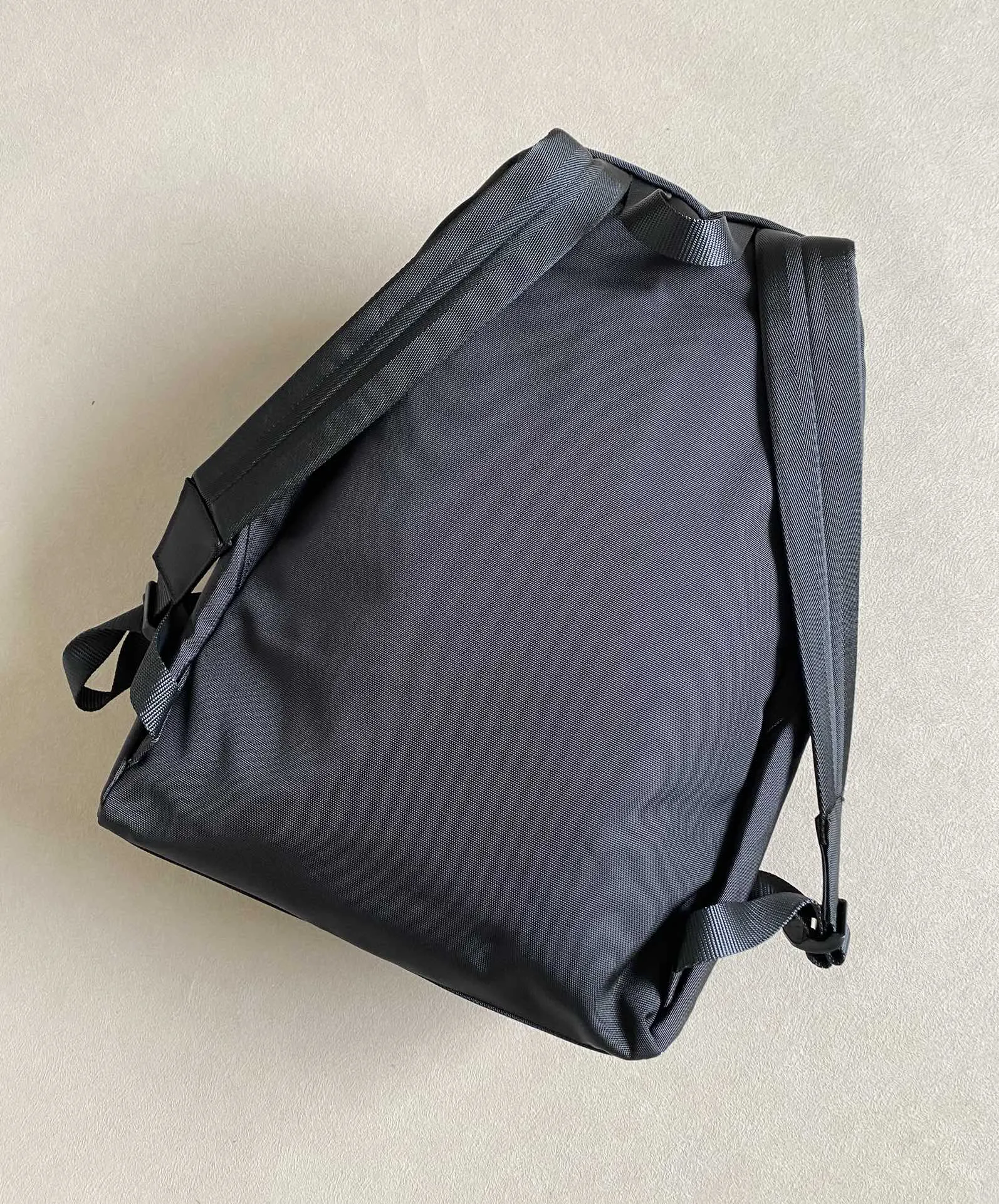Balenciaga 黑色 帆布 雙肩包 实用雙肩款