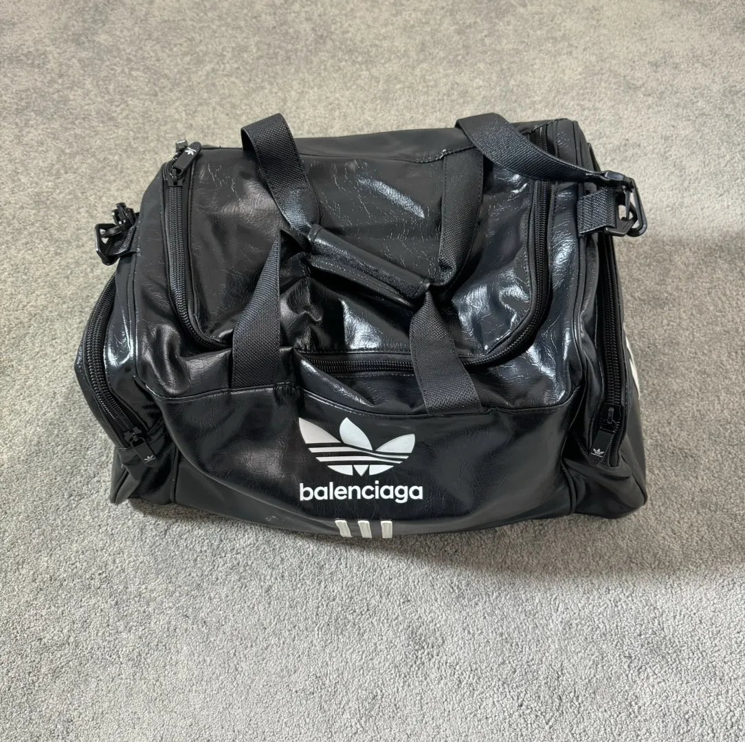 黑色 白色 旅行袋 大容量旅行款