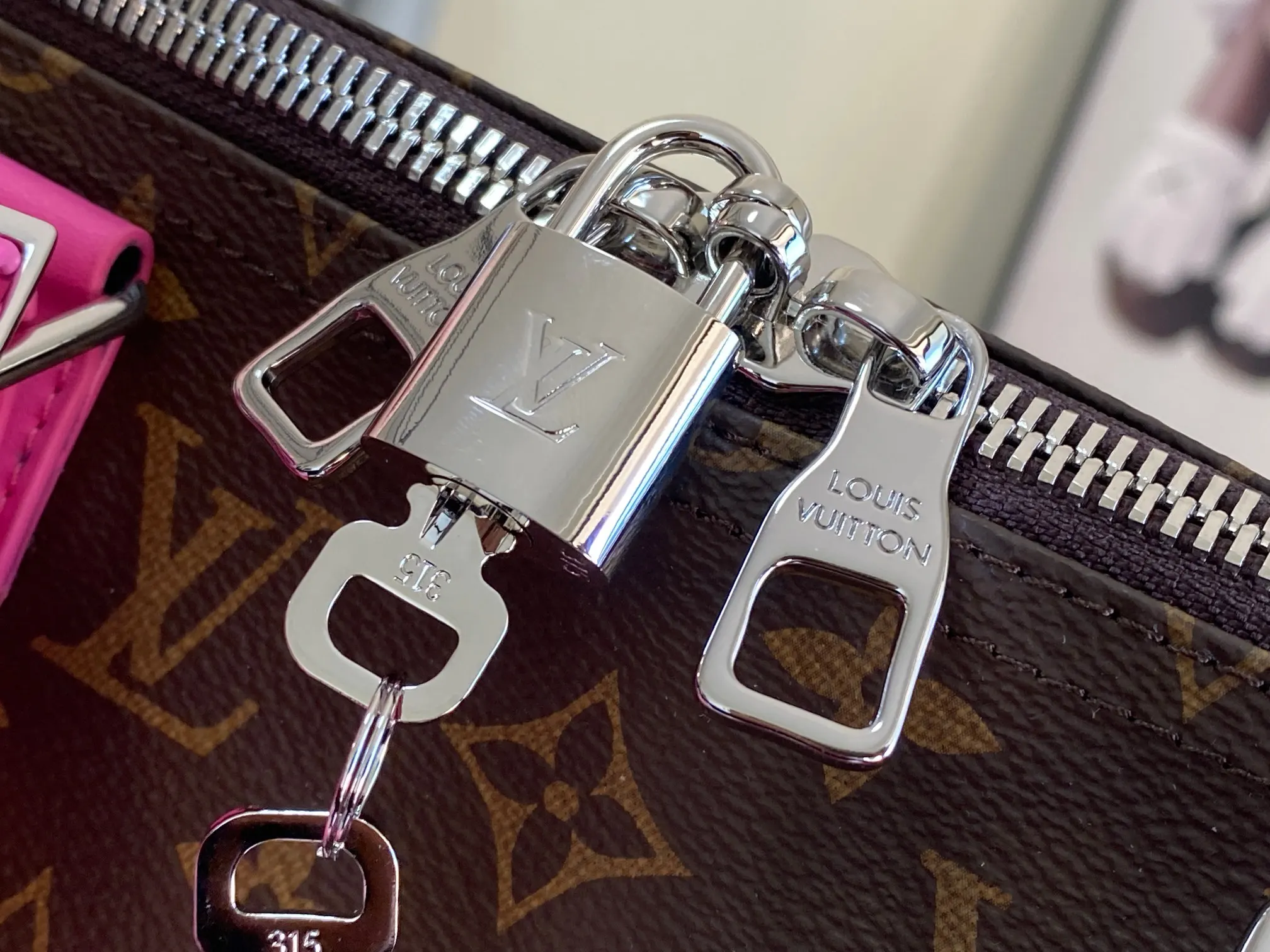 Keepall 金色 牛皮 旅行袋 大容量旅行款(數字9) Keepall 金色 牛皮 旅行袋 大容量旅行款(數字9)