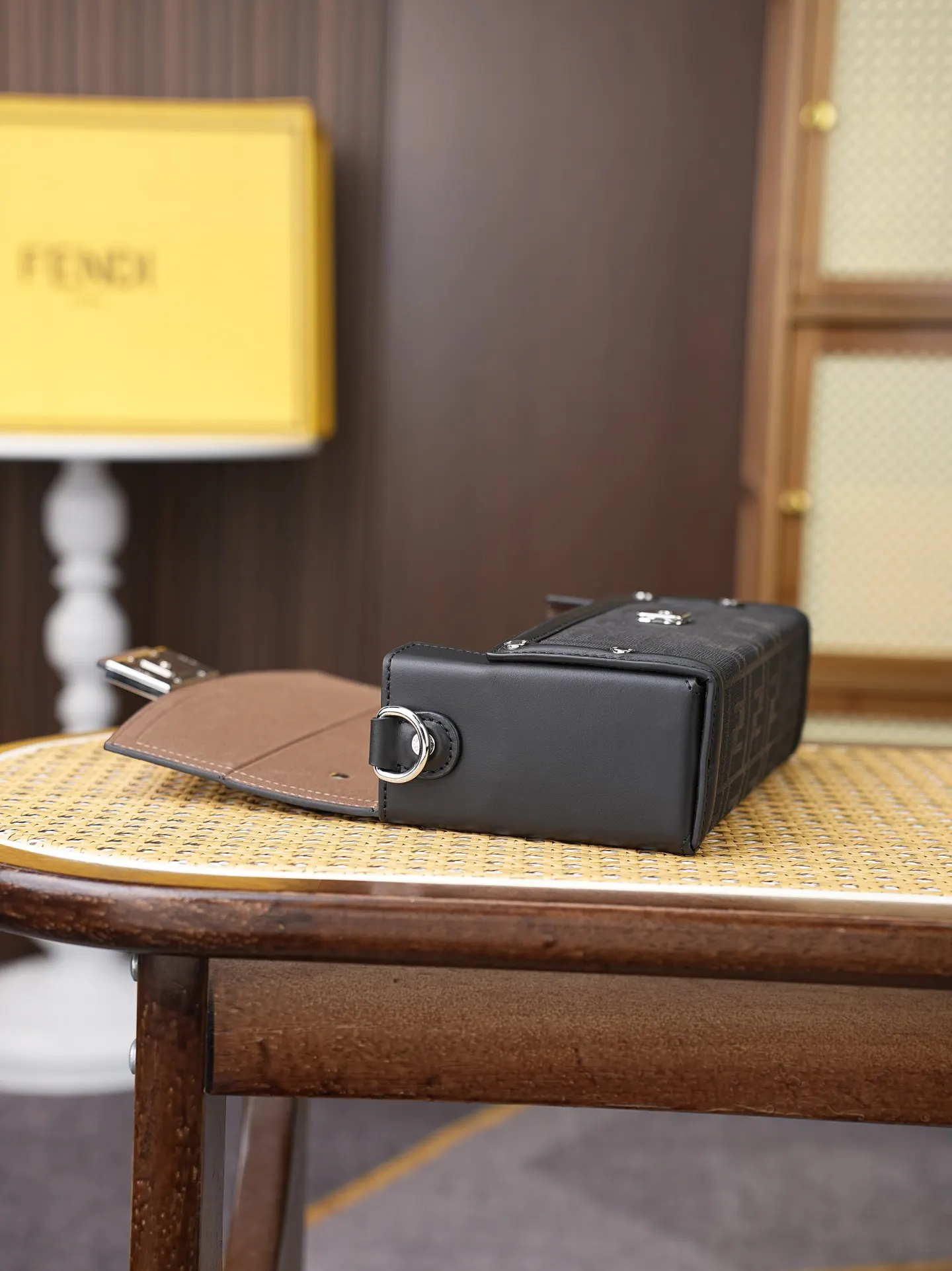 Top Handle Bag Commuter Leather